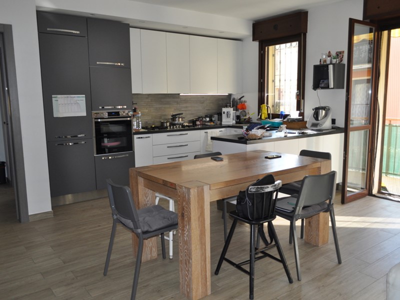 Trilocale in Vendita a Fontanellato, 189'000&euro;, 91 m², con Box