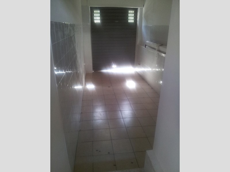 Immobile commerciale in Affitto a Siracusa, zona Tisia Tica Zecchino, 1'300&euro;, 62 m²