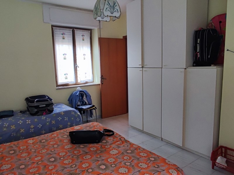 Bilocale in Vendita a Borgia, 23'000&euro;, 55 m²