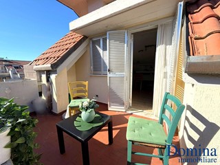 Attico in Vendita a Massa, zona Marina di Massa, 235'000&euro;, 80 m², arredato