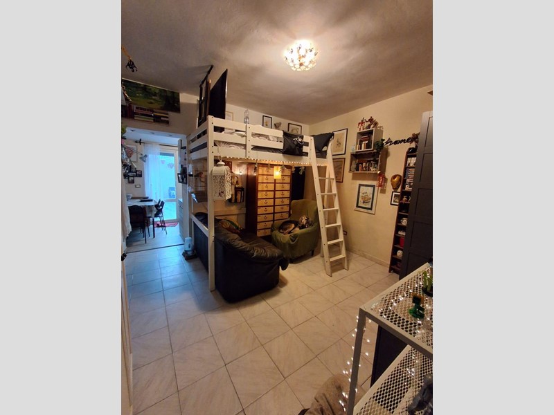 Bilocale in Vendita a Livorno, 90'000&euro;, 50 m²