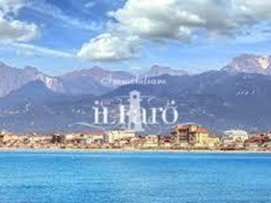 Appartamento in Vendita a Viareggio, 230'000&euro;, 75 m²