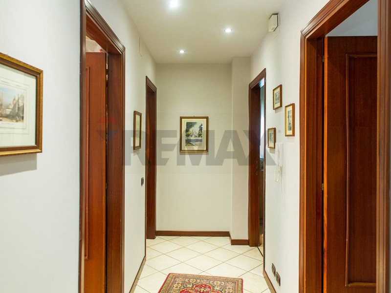 Appartamento in Vendita a Tremestieri Etneo, 189'000&euro;, 170 m²