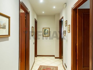 Appartamento in Vendita a Tremestieri Etneo, 189'000&euro;, 170 m²