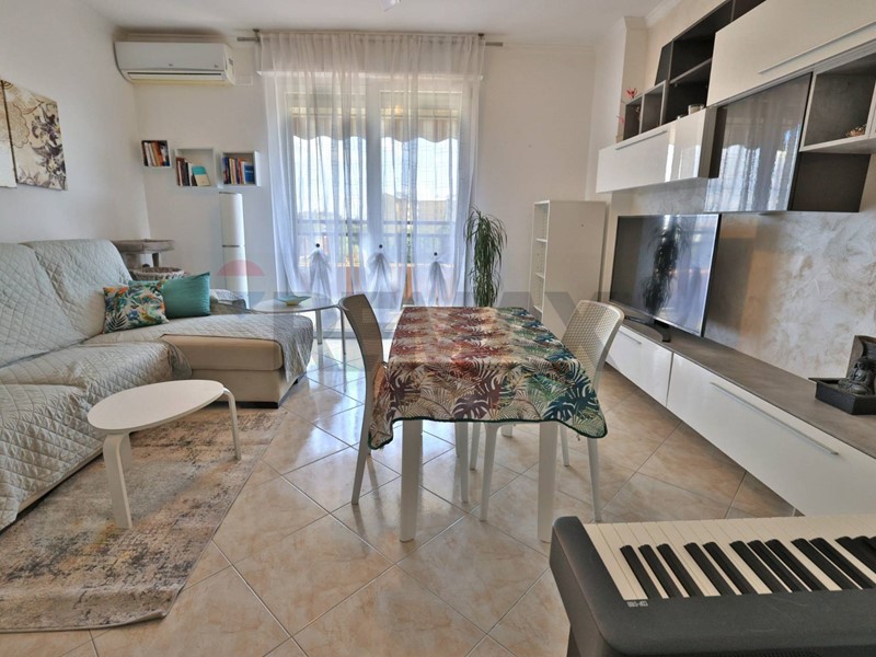 Trilocale in Vendita a Bollate, 250'000&euro;, 96 m²