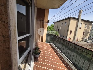 Trilocale in Vendita a Leno, 140'000&euro;, 114 m²