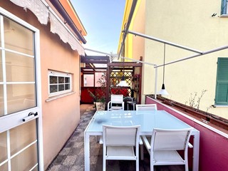 Trilocale in Vendita a Savona, 125'000&euro;, 70 m²