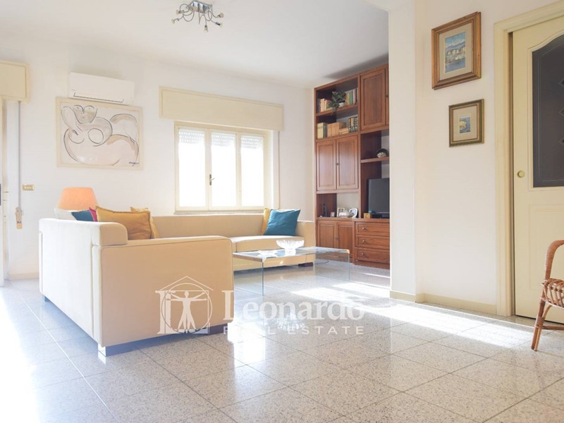 Appartamento in Vendita a Viareggio, 315'000&euro;, 112 m²