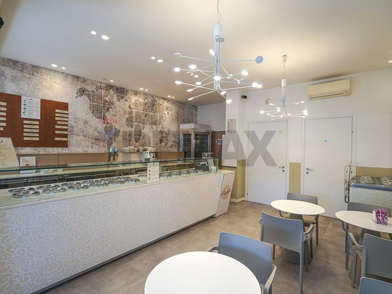 Immobile commerciale in Affitto a Trezzo sull'Adda, 1'200&euro;, 82 m²