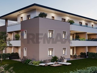 Quadrilocale in Vendita a Bernareggio, 317'000&euro;, 143 m²