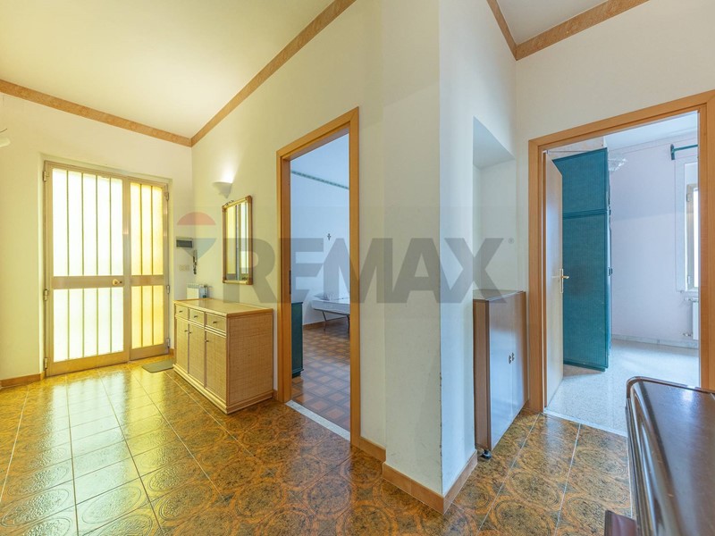 Trilocale in Vendita a Bolsena, 99'000&euro;, 98 m²