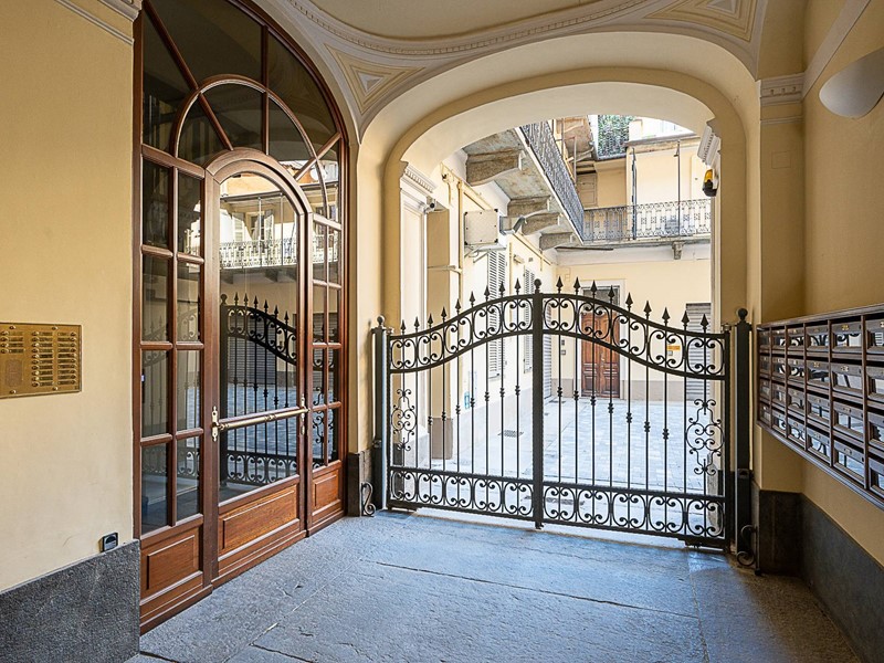 Loft in Vendita a Torino, 215'000&euro;, 70 m²