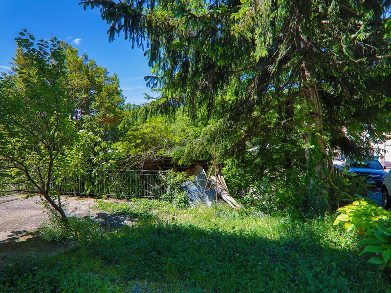 Appartamento in Vendita a Davagna, 40'000&euro;, 135 m²