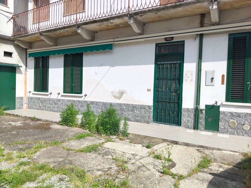 Bilocale in Vendita a Cinisello Balsamo, 150'000&euro;, 68 m²