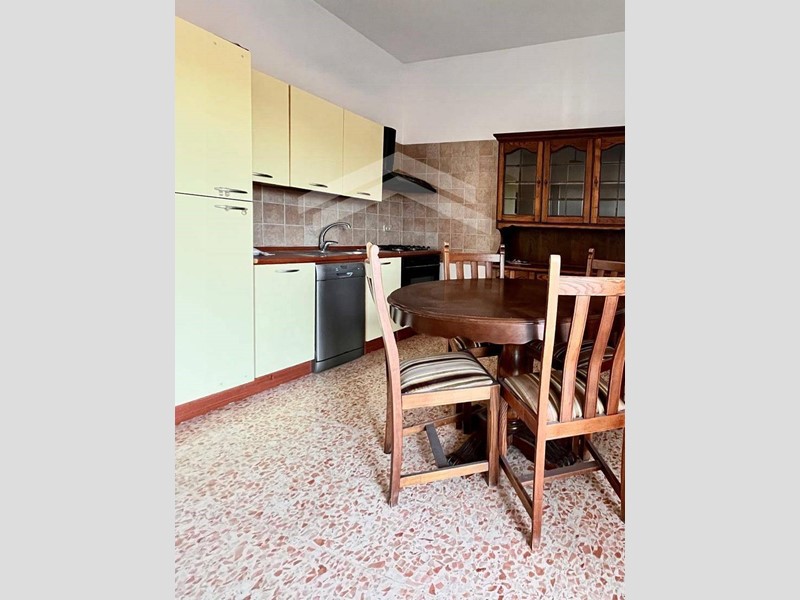 Trilocale in Affitto a Campobasso, 450&euro;, 80 m²