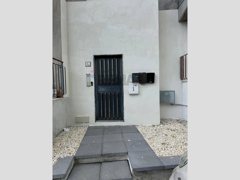 Bilocale in Vendita a Mascali, 30'000&euro;, 49 m²