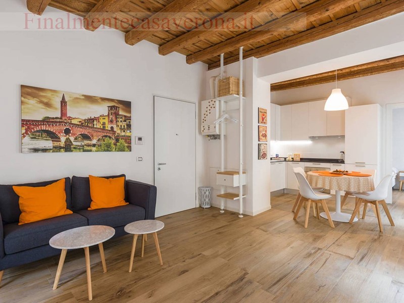 Trilocale in Affitto a Verona, 1'650&euro;, 95 m²