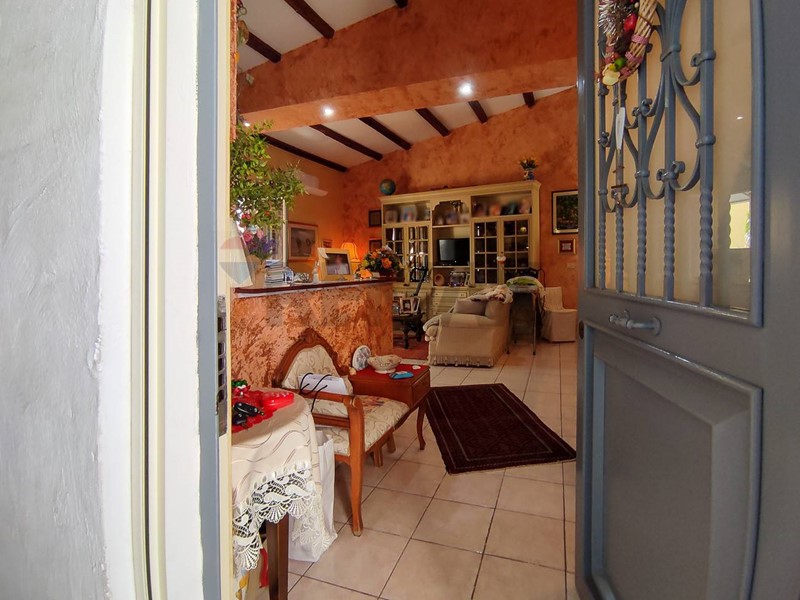 Quadrilocale in Vendita a Catania, 149'000&euro;, 90 m²