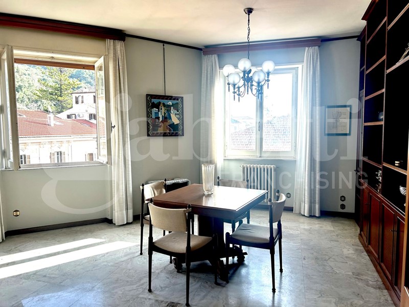 Quadrilocale in Vendita a Terracina, 330'000&euro;, 120 m²