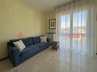 Bilocale in Vendita a Sesto Calende, 135'000&euro;, 72 m²