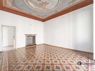 Appartamento in Vendita a Saronno, 1'100'000&euro;, 1100 m²