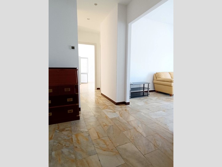 Appartamento in Affitto a Savona, zona Villetta, 1'200&euro;, 138 m²