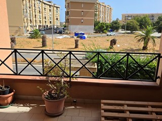 Appartamento in Vendita a Siracusa, zona Panagia-Piazza delle Province, 110'000&euro;, 140 m², con Box