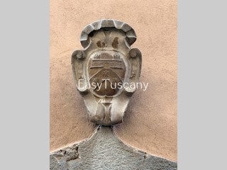 Appartamento in Vendita a Barga, 95'000&euro;, 163 m²