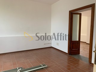 Ufficio in Affitto a Monteriggioni, zona Montarioso, 1'200&euro;, 200 m²