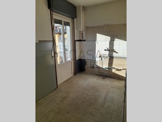 Appartamento in Vendita a Aosta, 102'000&euro;, 60 m²