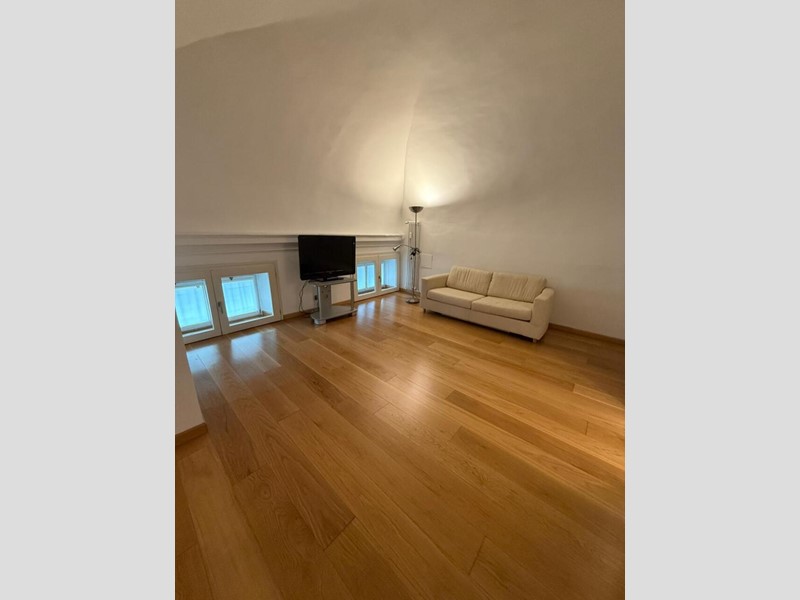 Bilocale in Vendita a Torino, 159'000&euro;, 58 m², arredato