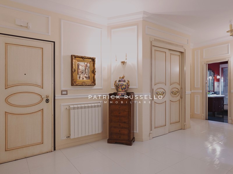 Appartamento in Vendita a Gela, 120'000&euro;, 139 m²