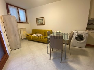 Bilocale in Affitto a Siena, zona Scacciapensieri, 420&euro;, 40 m², arredato