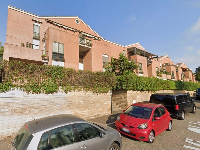 Trilocale in Vendita a Roma, zona Eur, 298'000&euro;, 89 m², con Box