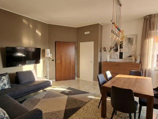 Trilocale in Vendita a Mondragone, 123'000&euro;, 100 m², con Box