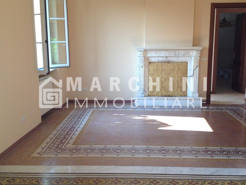 Quadrilocale in Affitto a Lucca, zona Carignano, 720&euro;, 75 m², arredato, con Box