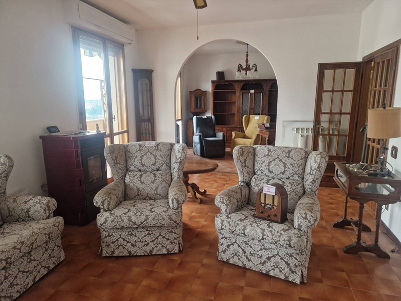 Appartamento in Vendita a Pisa, 240'000&euro;, 140 m²