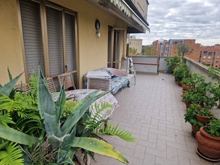 Attico in Vendita a Pisa, 260'000&euro;, 100 m², con Box