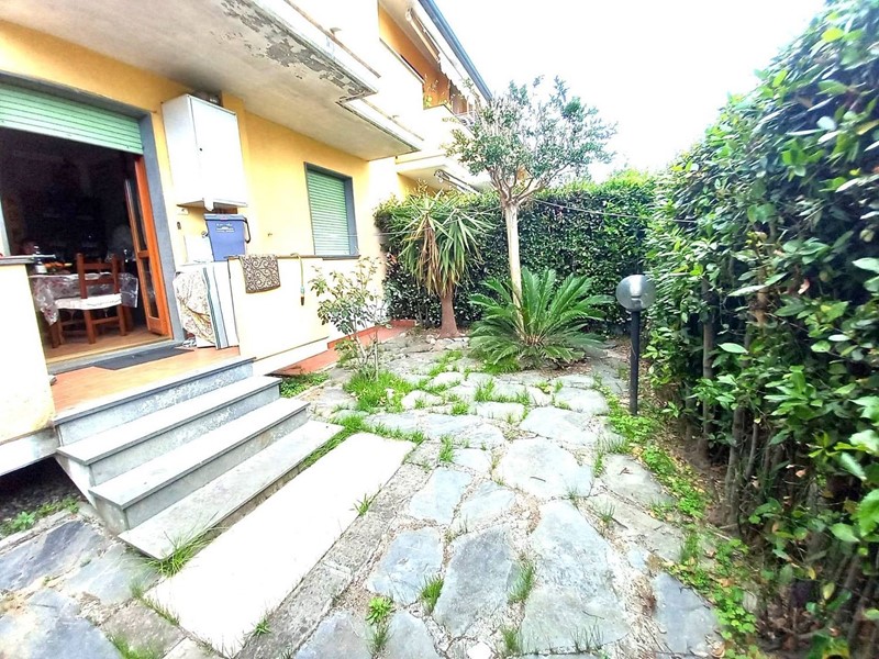 Quadrilocale in Vendita a Massa, 240'000&euro;, 80 m²