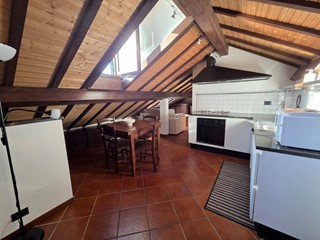 Attico in Vendita a Genova, 95'000&euro;, 60 m²