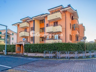 Trilocale in Vendita a Bareggio, 288'000&euro;, 95 m²