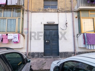 Quadrilocale in Vendita a Catania, 50'000&euro;, 86 m²