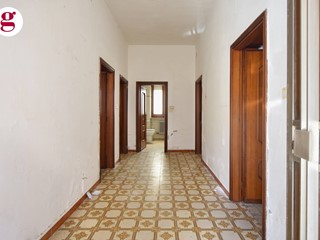 Trilocale in Vendita a Vasto, 75'000&euro;, 107 m²