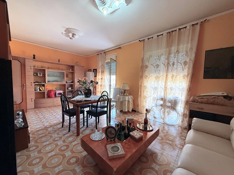 Quadrilocale in Vendita a Siracusa, 100'000&euro;, 136 m²