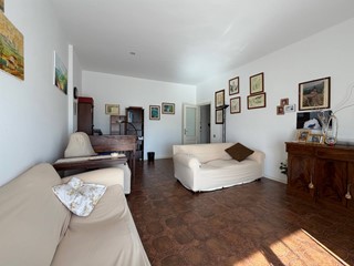 Appartamento in Vendita a Amandola, 110'000&euro;, 130 m²