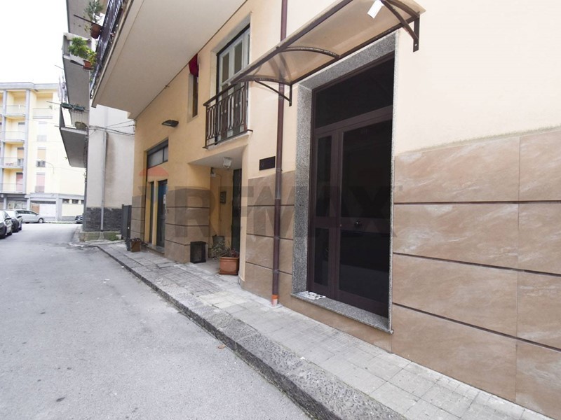 Quadrilocale in Vendita a Sant'Agata di Militello, 99'000&euro;, 109 m²