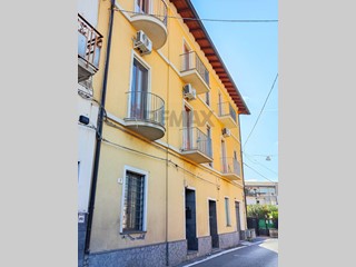 Appartamento in Vendita a Catania, 140'000&euro;, 190 m²