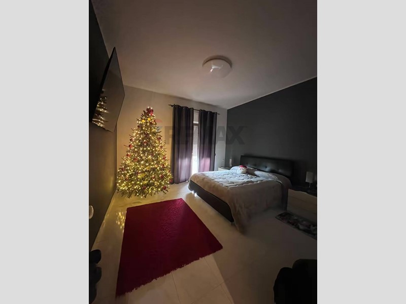 Quadrilocale in Vendita a Mascalucia, 90'000&euro;, 110 m²