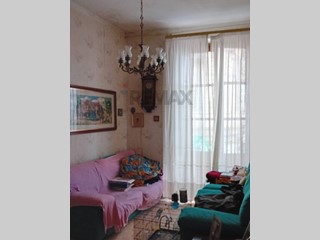Appartamento in Vendita a Catania, 130'000&euro;, 115 m²