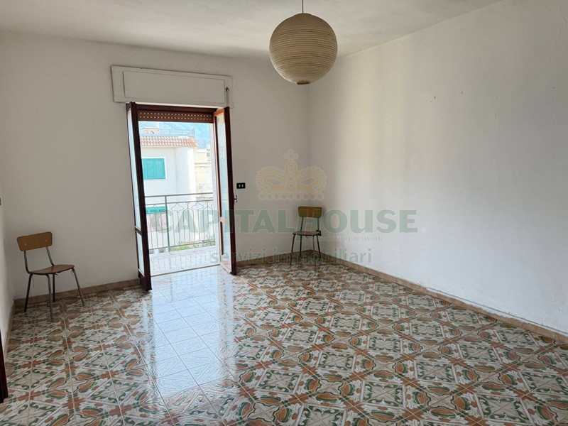 Trilocale in Vendita a Avella, 55'000&euro;, 90 m²
